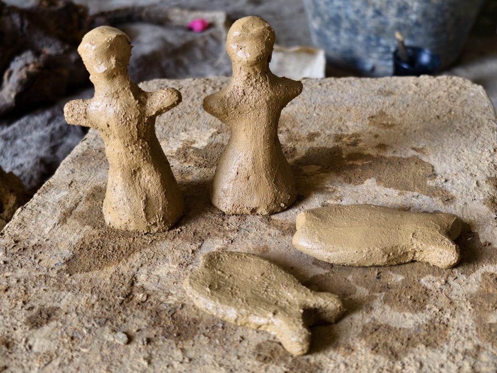 création de poupée de Sejnen