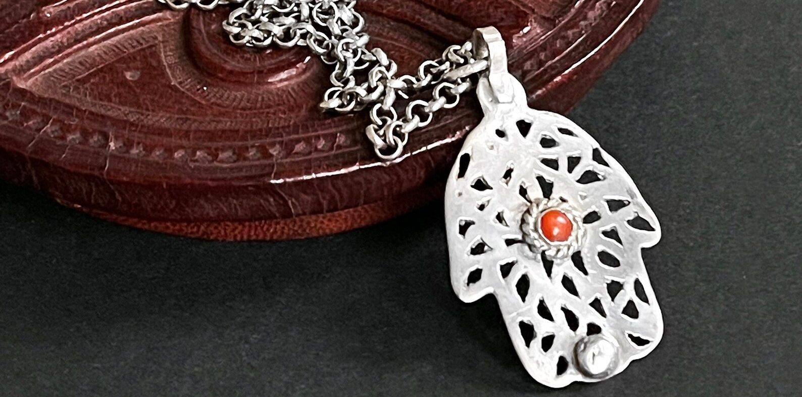 Atelier Création de Bijoux Artisanaux à Issy-les-Moulineaux