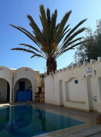 Piscine à débordement